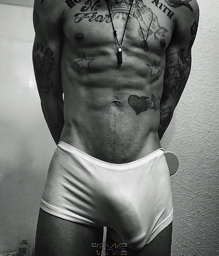 What's in YOUR Under- and Sportswear_TMG _F_014928