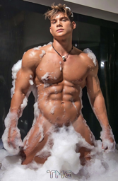 Young Men 18+ TMG _F_013629