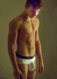 Young Men 18+ TMG _F_013629