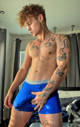 Young Men 18+ TMG _F_013629