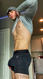 Young Men 18+ TMG _F_013629