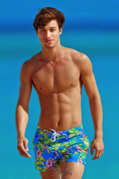 Young Men 18+ TMG _F_013629