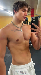 Young Men 18+ TMG _F_013629