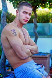 Young Men 18+ TMG _F_013629