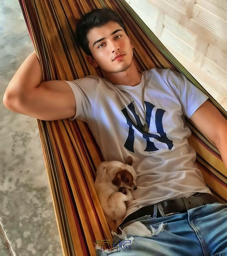 Young Men 18+_TMG _F_014503
